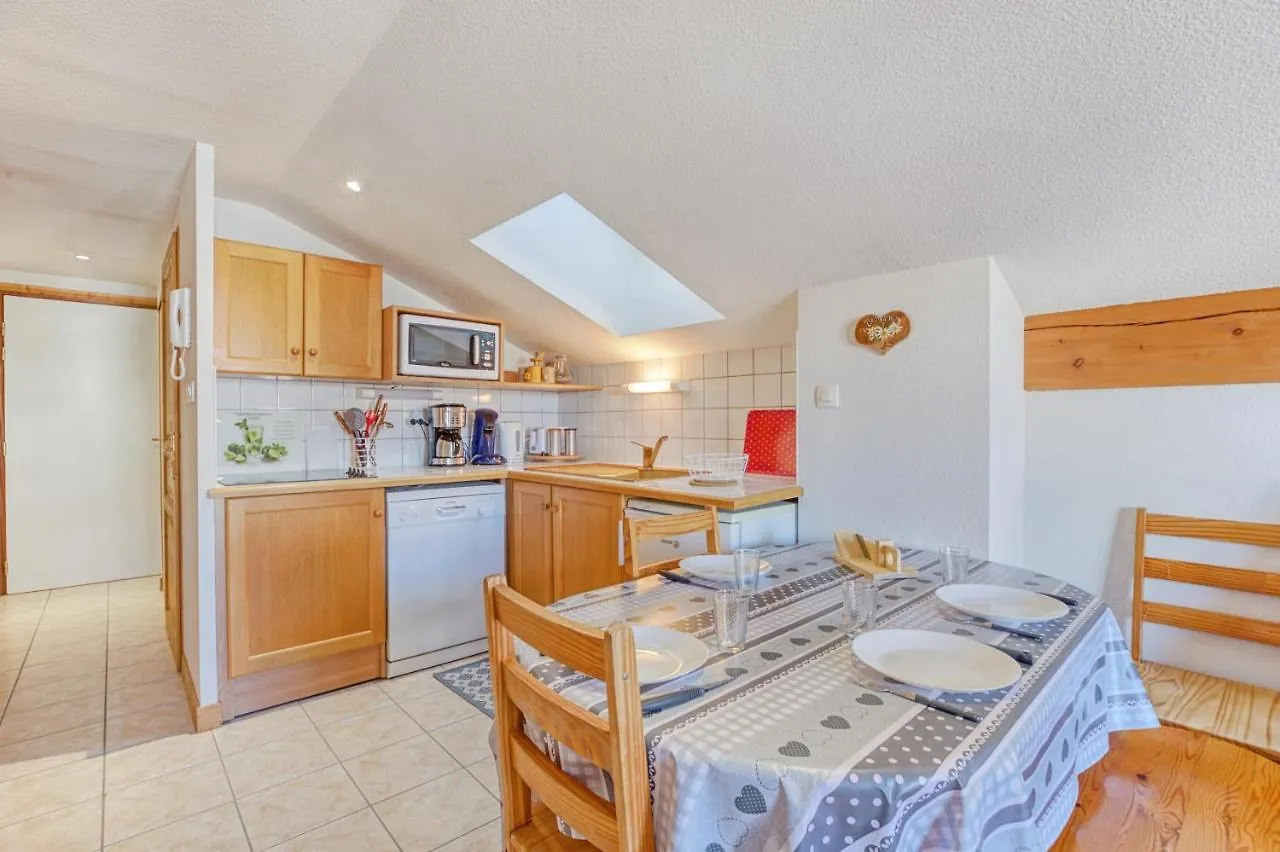 Apartment Schuss 2 - Appartement 2 Chambres - Val D'Arly Flumet France